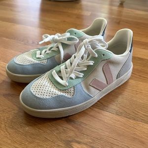 Veja Pastel Sneakers